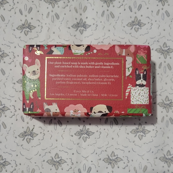 Peppermint Bark Holiday Dog Luxury Bar Soap ❤️ - Picture 3 of 4